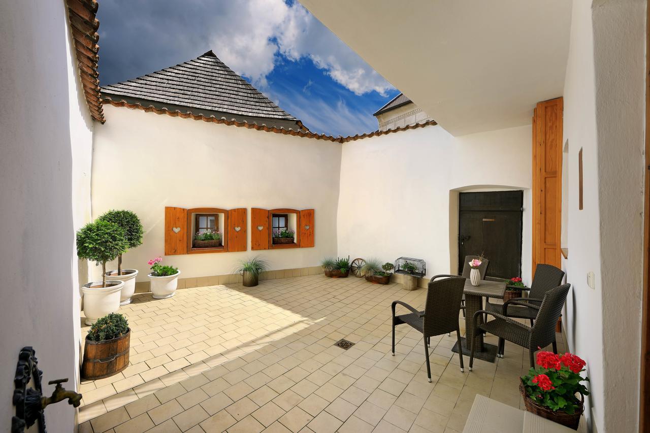 Castle View Apartments Cesky Krumlov Ngoại thất bức ảnh